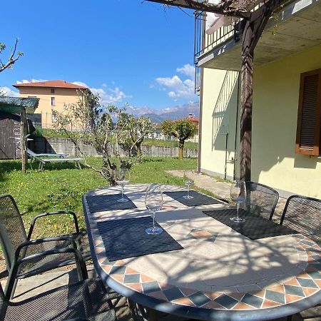 The Children Smile- With Private Garden Colico Exterior foto