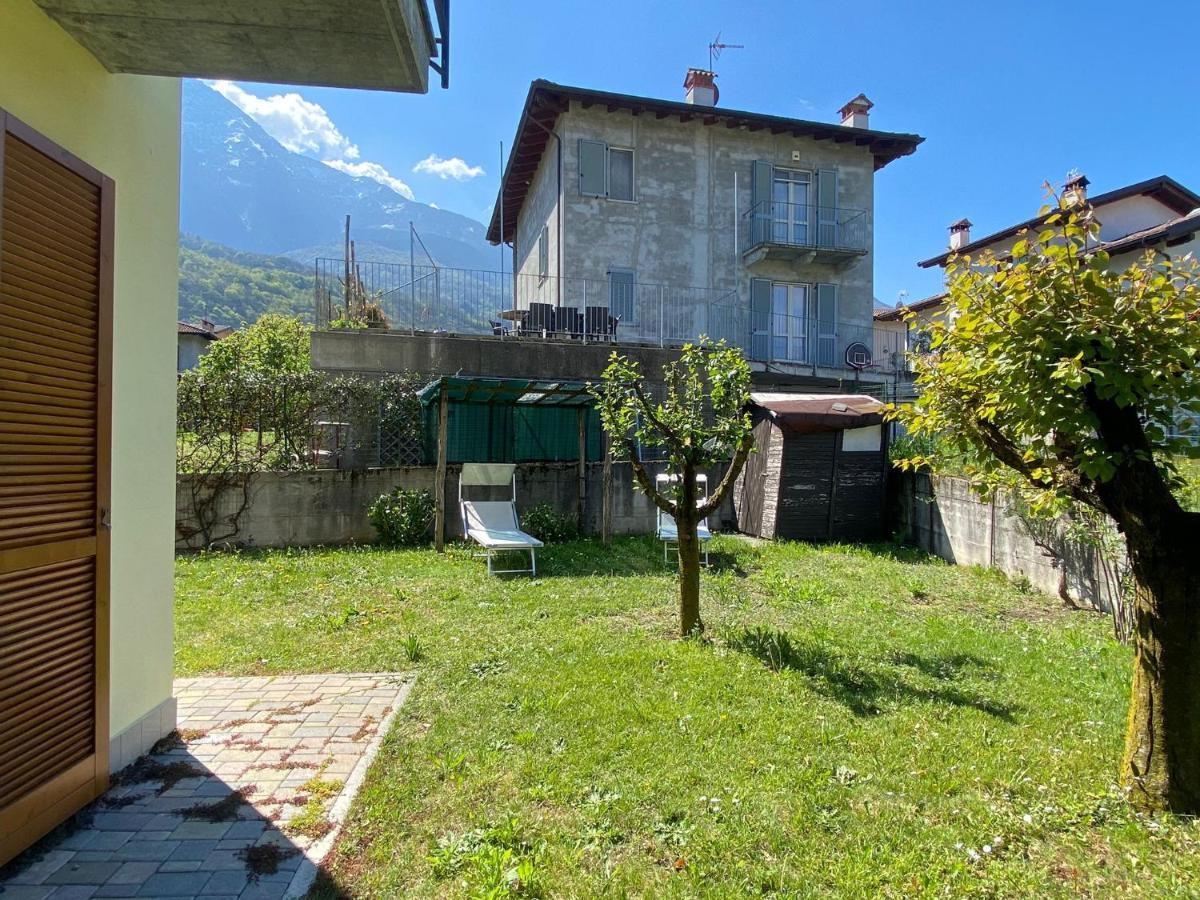The Children Smile- With Private Garden Colico Exterior foto
