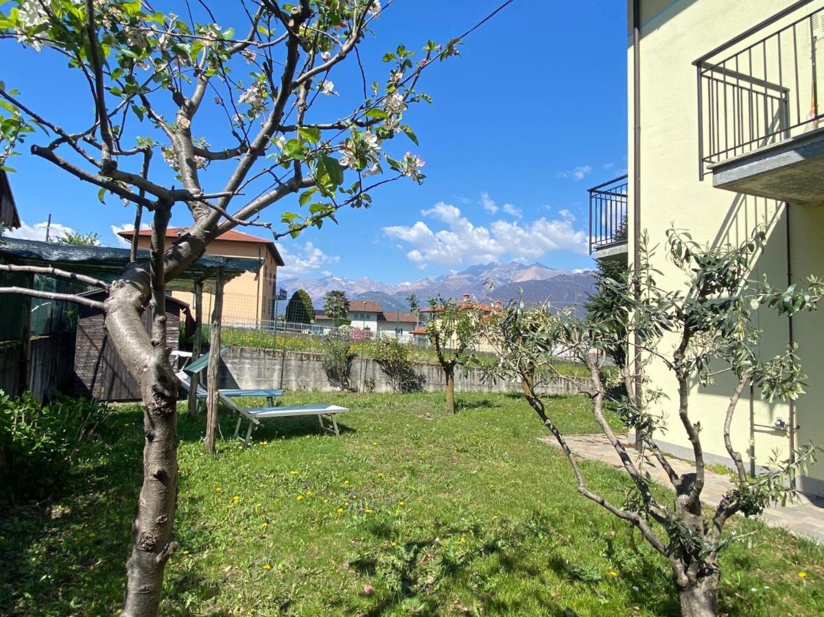 The Children Smile- With Private Garden Colico Exterior foto